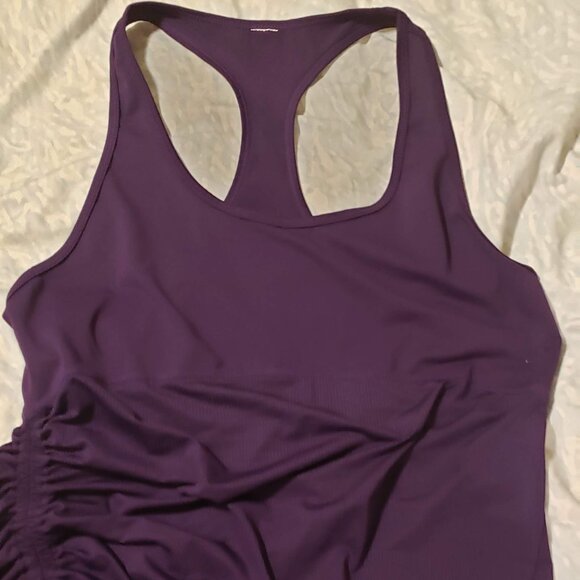 Fabletics Purple Cinched sided longer tank top size L - Picture 7 of 9